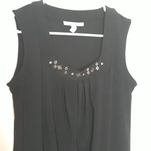 ♥️Bundle&Save♥️ JM Collection Embroidered Top